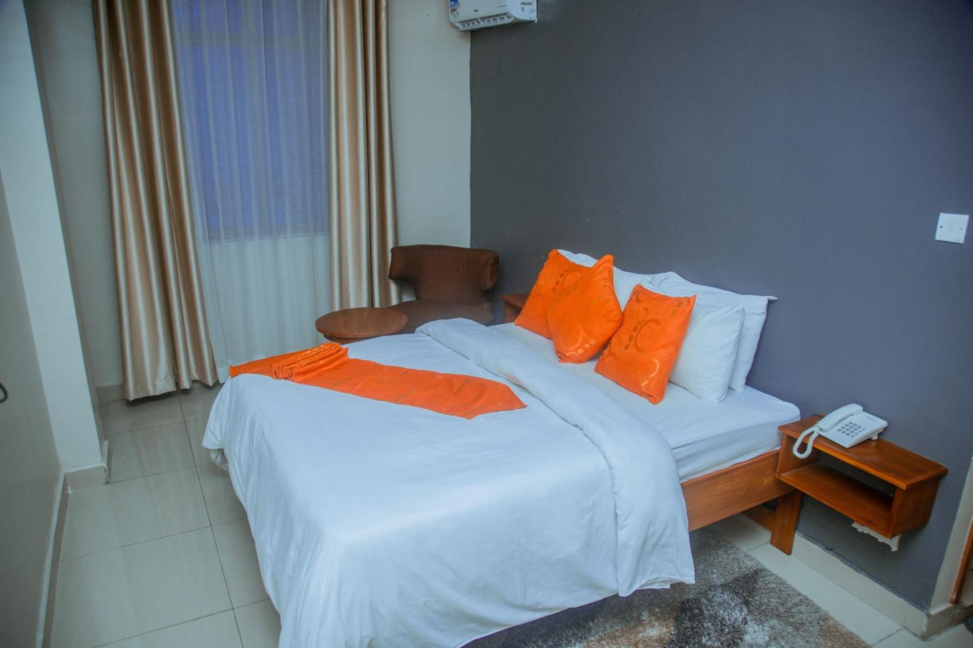 Le Grand Marie Hotel Dar-es-Salaam Eksteriør bilde