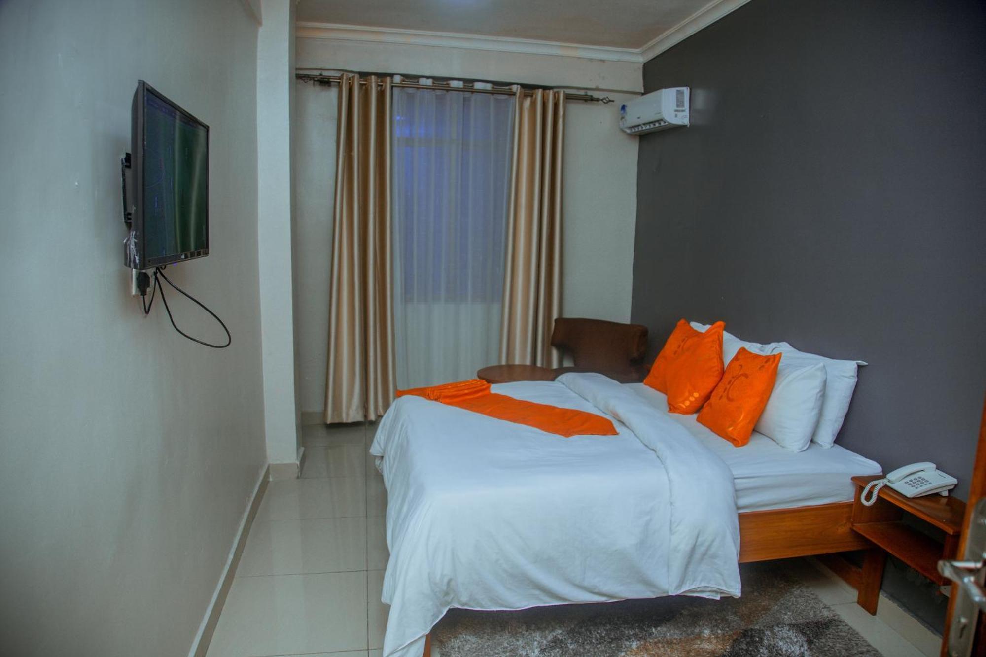Le Grand Marie Hotel Dar-es-Salaam Eksteriør bilde