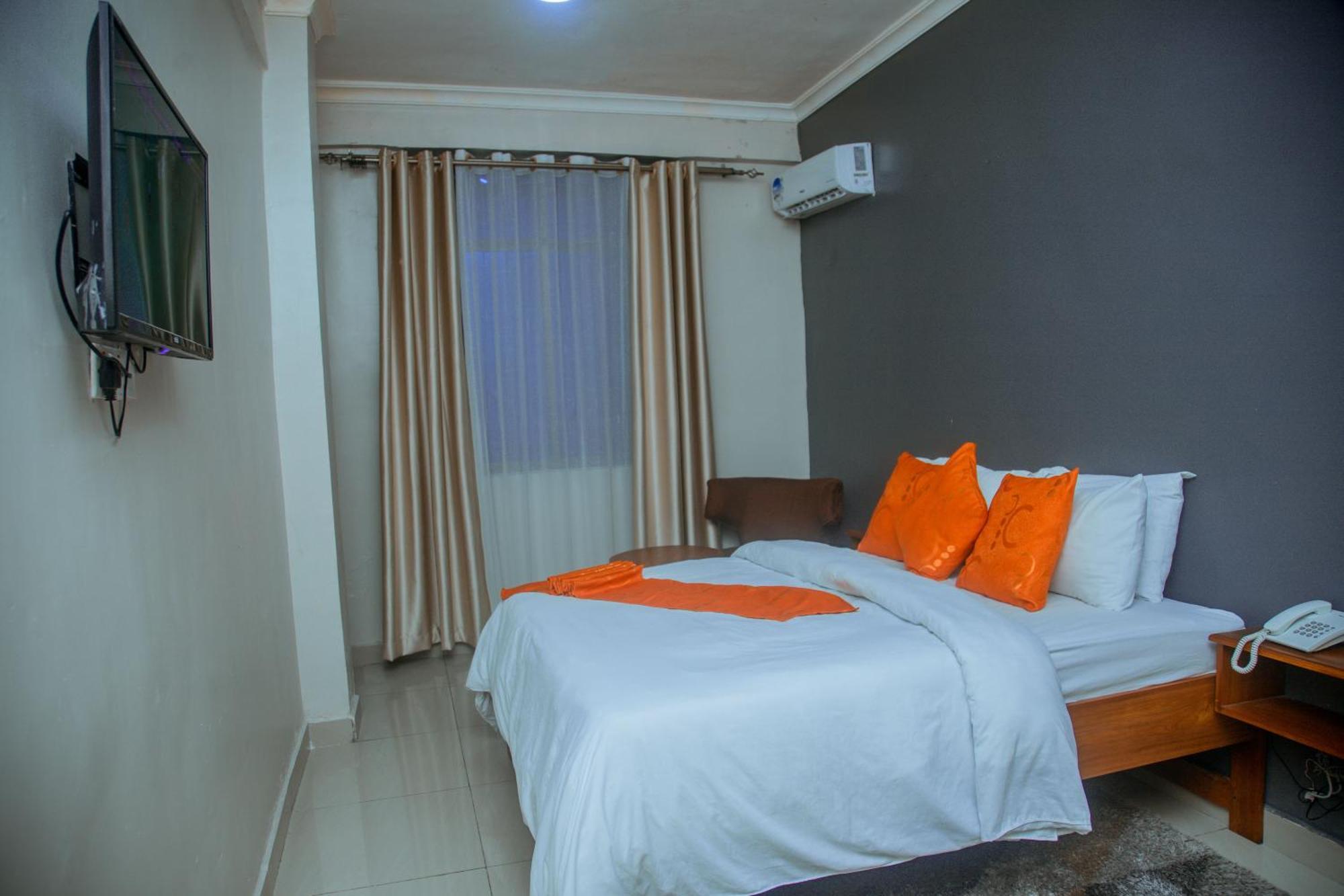 Le Grand Marie Hotel Dar-es-Salaam Eksteriør bilde