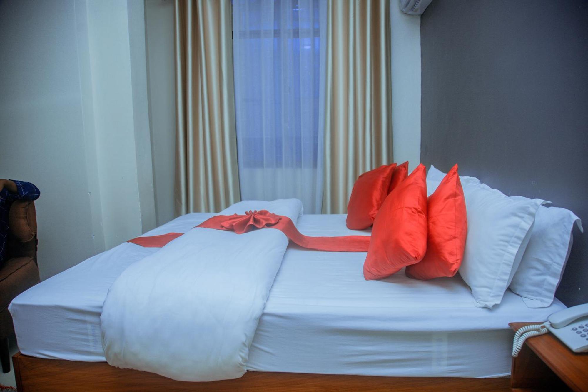 Le Grand Marie Hotel Dar-es-Salaam Eksteriør bilde