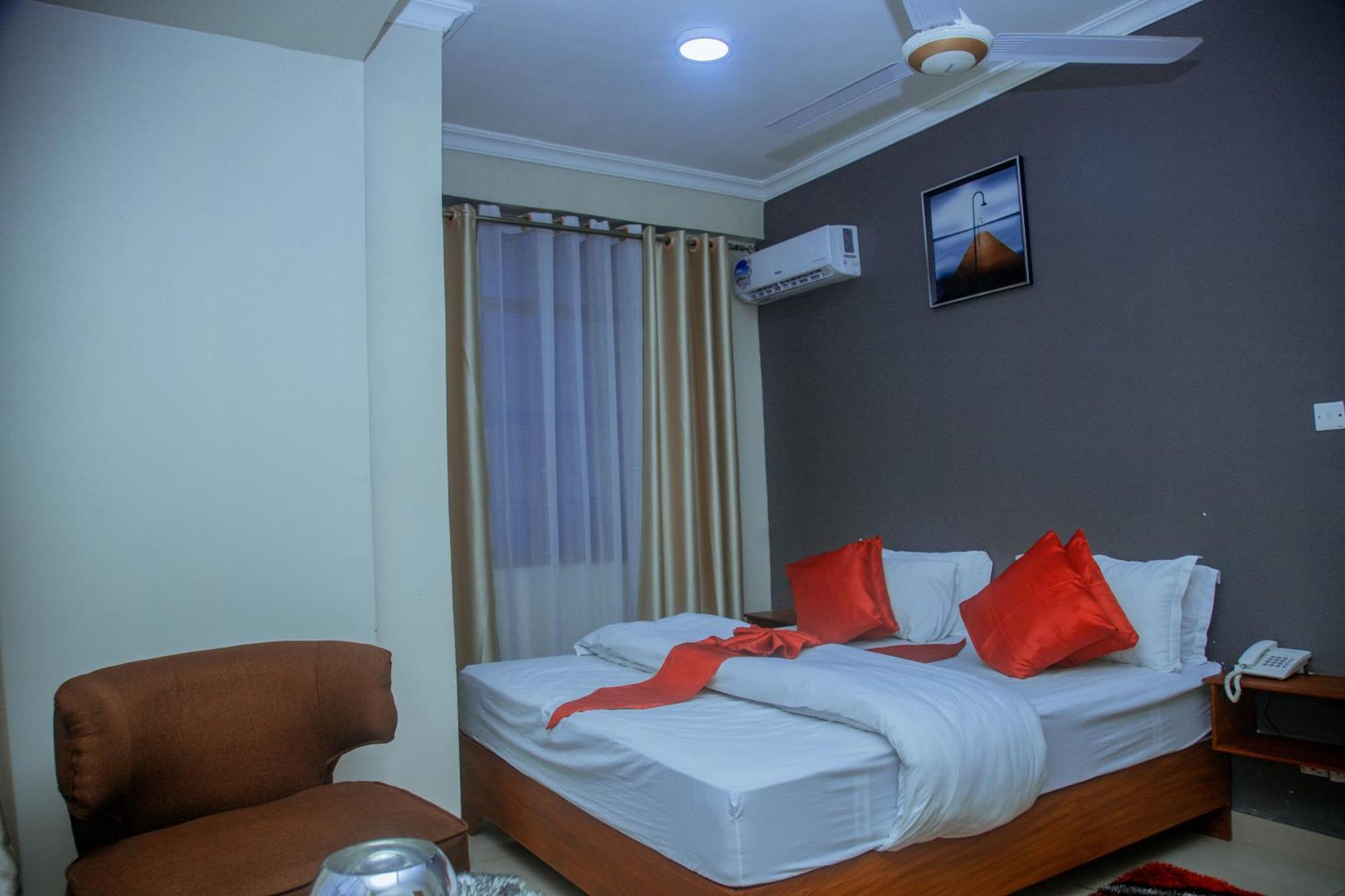 Le Grand Marie Hotel Dar-es-Salaam Eksteriør bilde