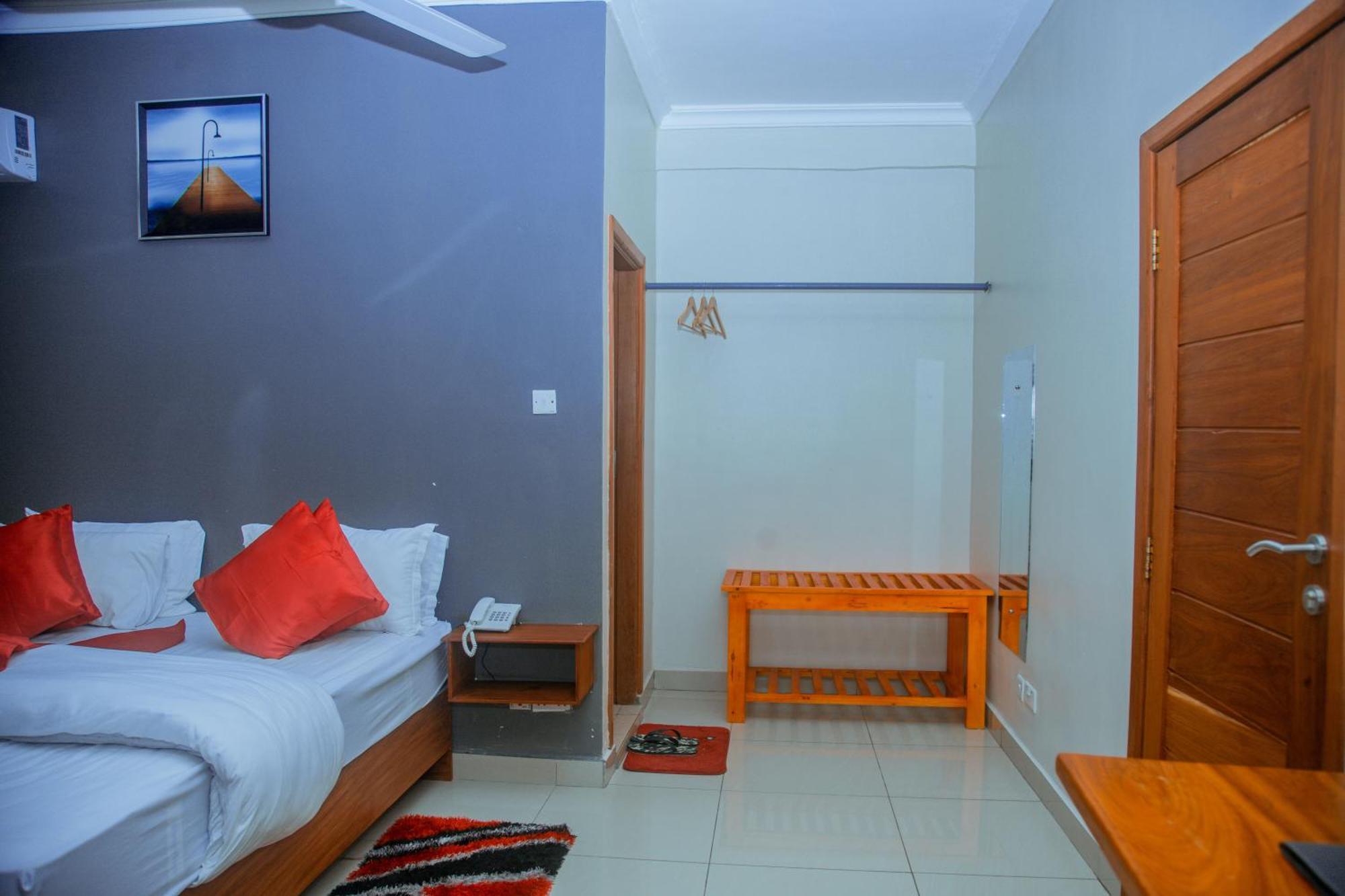 Le Grand Marie Hotel Dar-es-Salaam Eksteriør bilde