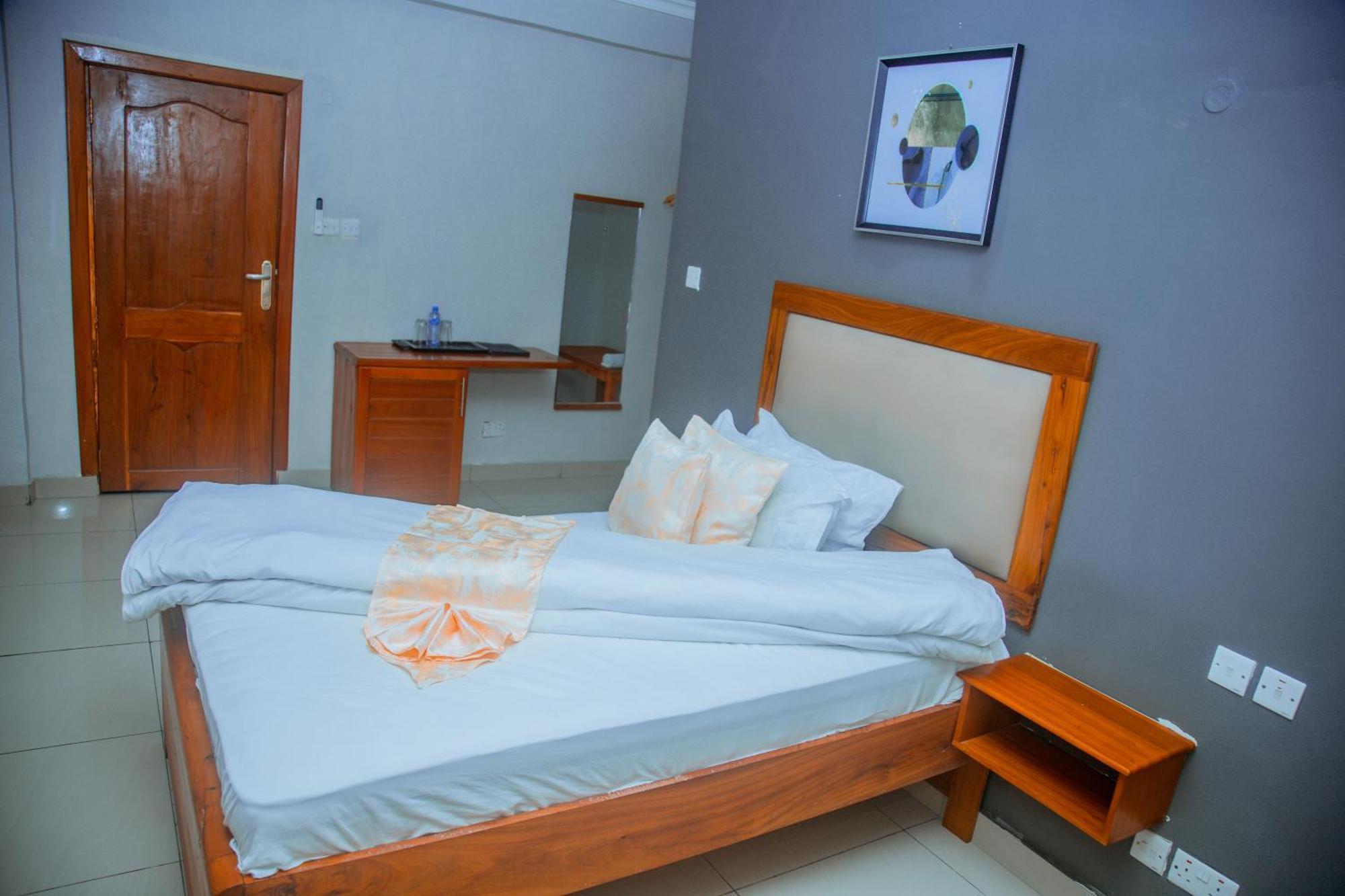 Le Grand Marie Hotel Dar-es-Salaam Eksteriør bilde